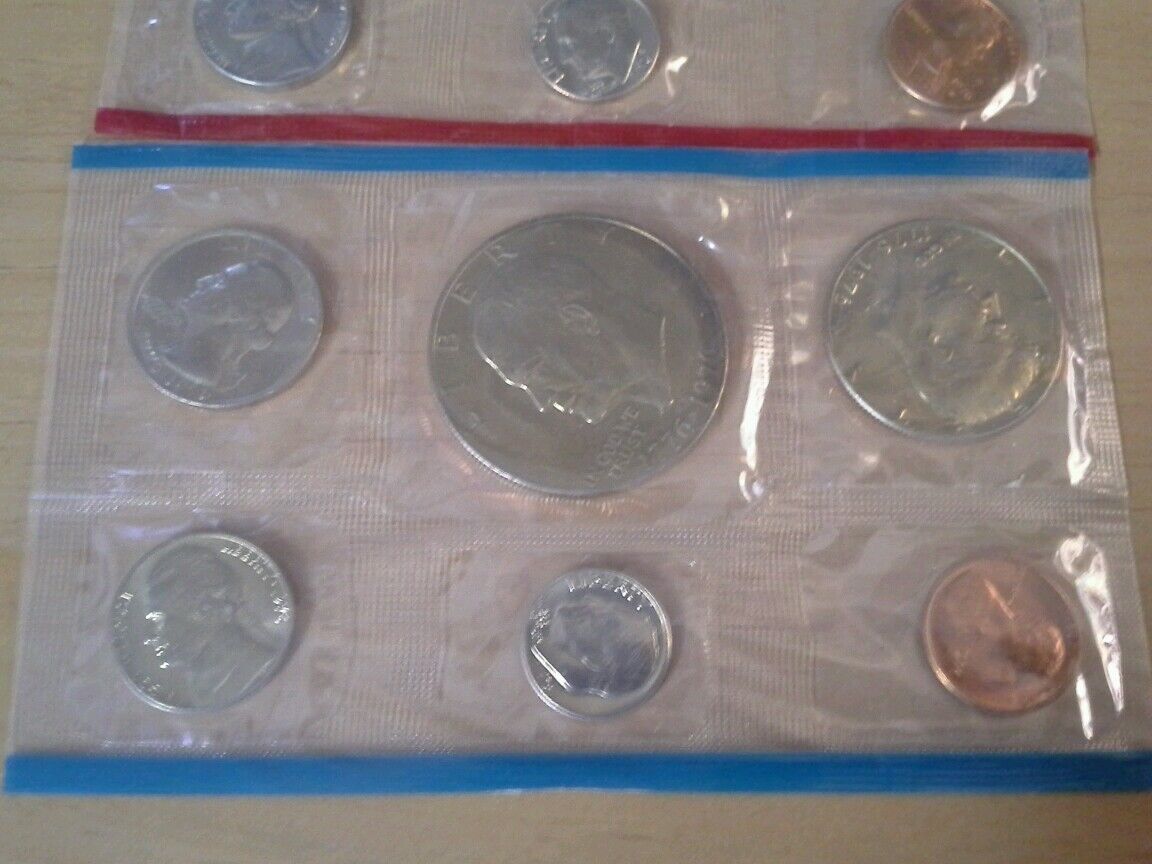 1976 United States US Mint Uncirculated Coin Set