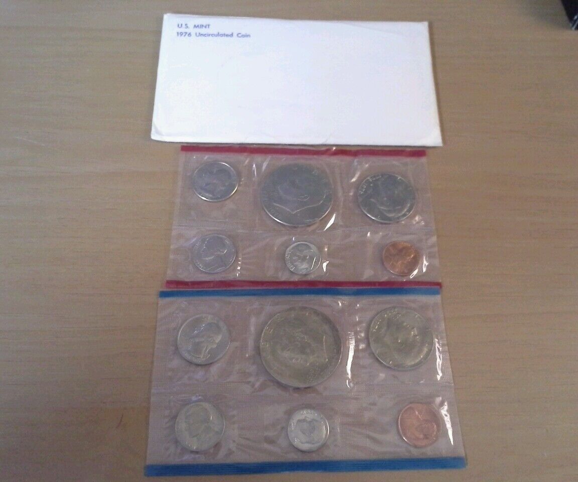 1976 United States US Mint Uncirculated Coin Set