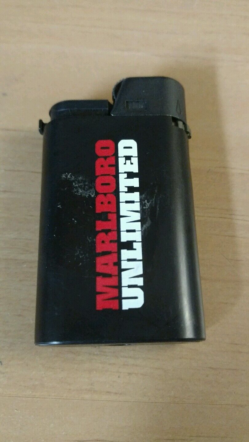 Marlboro Cigarettes Coyote Howling DisposableLighter