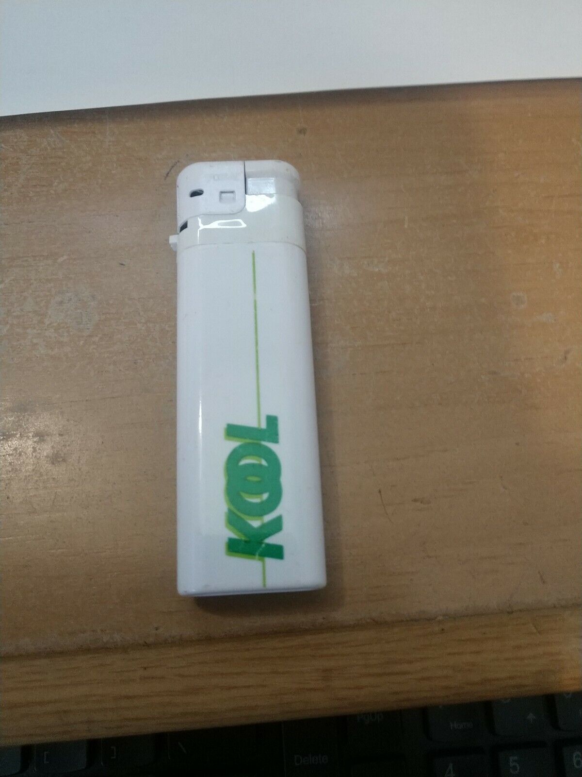 Kool Cigarettes White Lighter Used