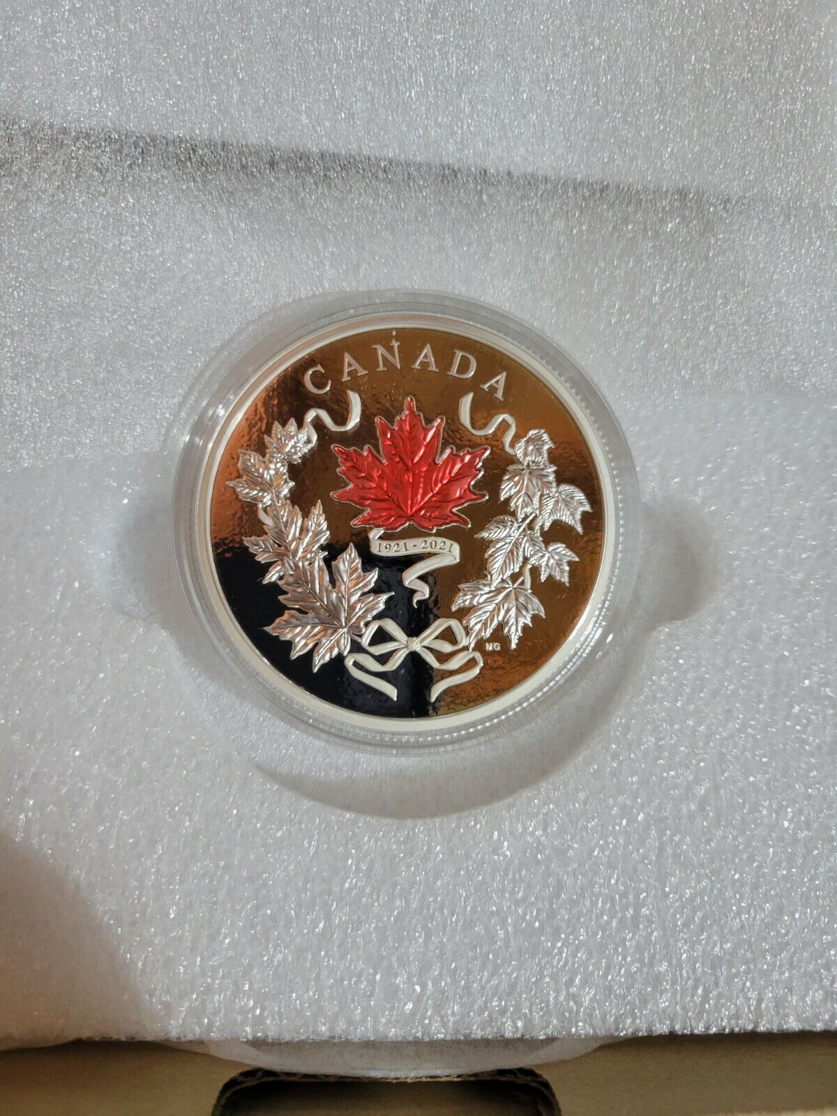 Canada 10 oz. Pure Silver Coin - Our National Colours - Mintage: 800 (2021)