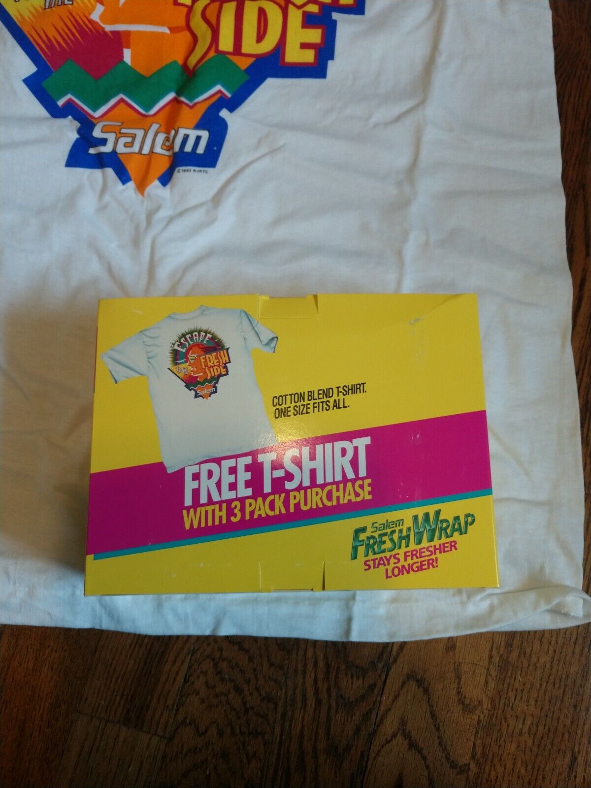 Salem Cigarettes Escape to the Fresh Side XL T shirt N.I.B.