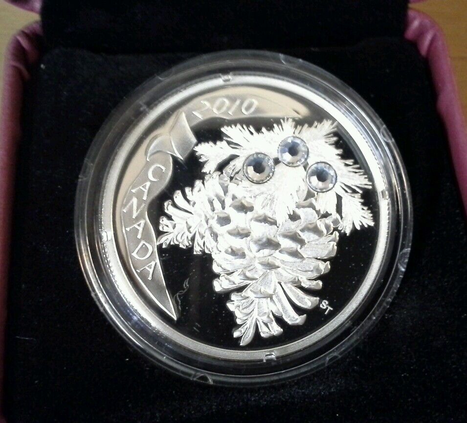 2010 Canada Holiday Pine Cones (Moonlight) Fine Silver Coin