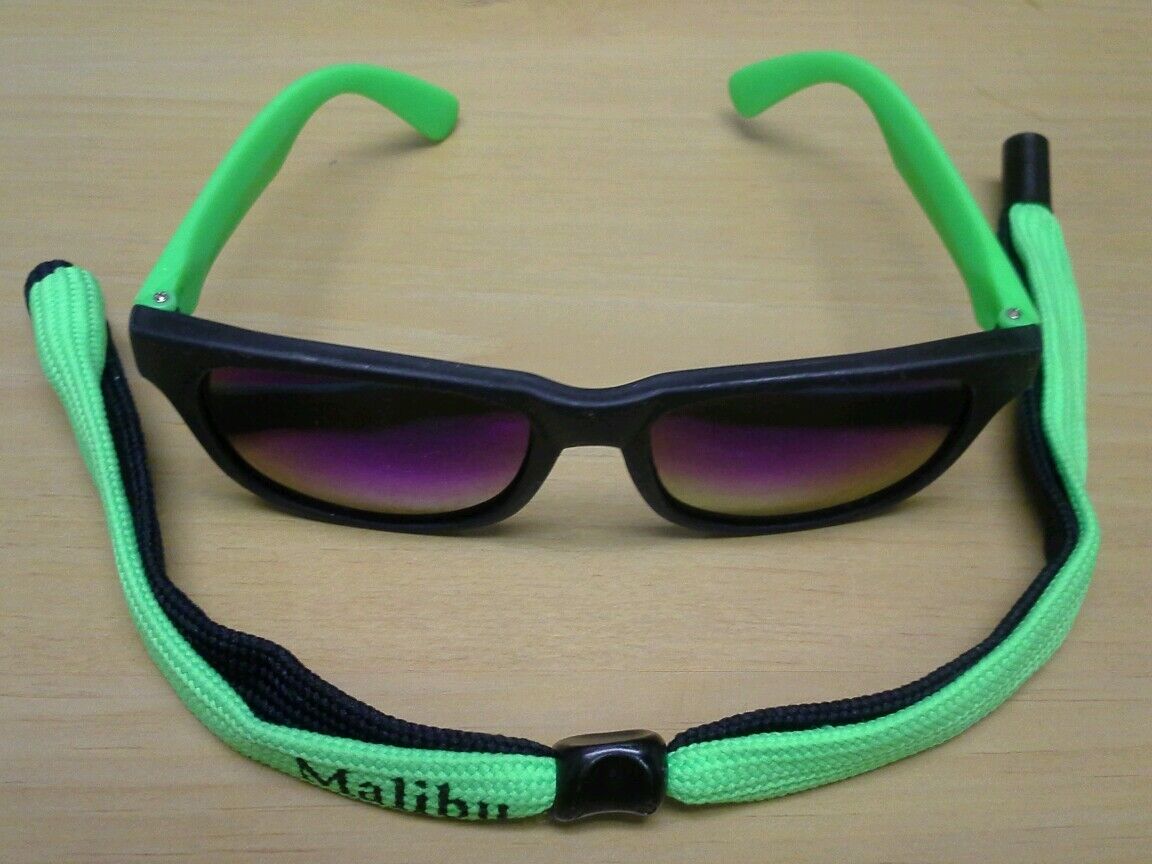 Malibu Cigarettes Green Plastic Sunglasses w matching keepers