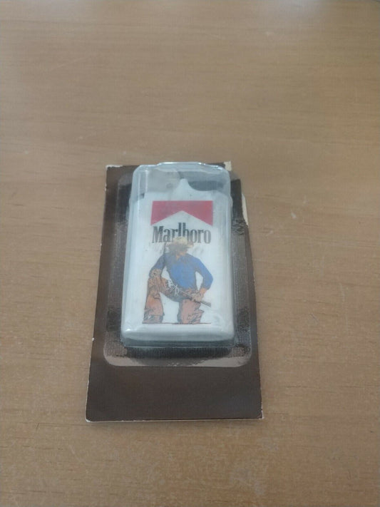 Marlboro Cigarettes Kneeling Marlboro Man Disposable Lighter In Unopened package