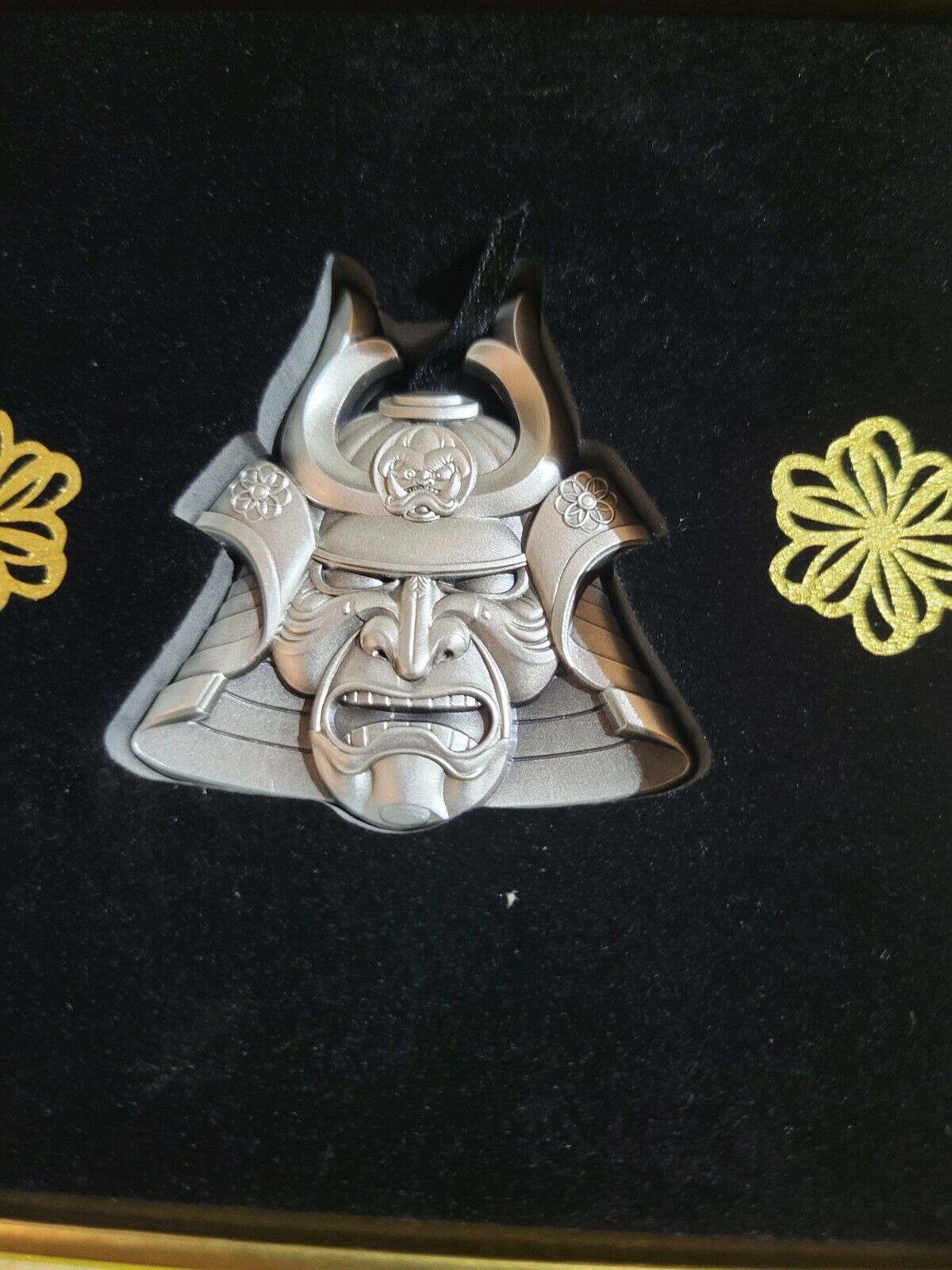 Ancient Warriors - Samurai Mask-Shaped 2021 2oz Silver Antiqued Coin Samoa