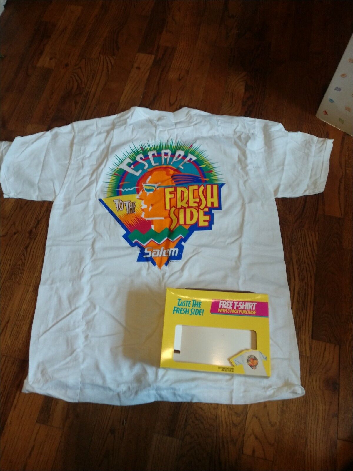 Salem Cigarettes Escape to the Fresh Side XL T shirt N.I.B.