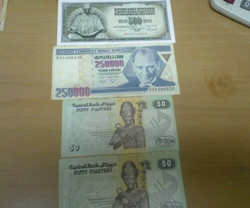 Lot of foreign bank notes